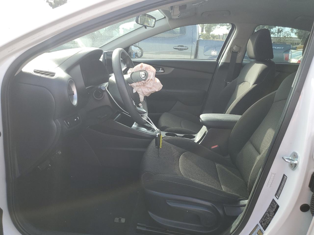 2020 Kia Forte Fe VIN: 3KPF24AD8LE257058 Lot: 82360175