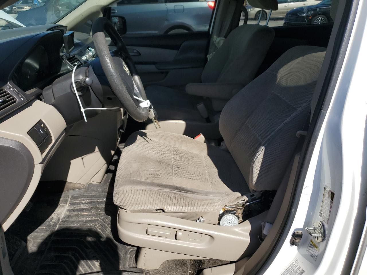 2012 Honda Odyssey Lx VIN: 5FNRL5H27CB049204 Lot: 86153415