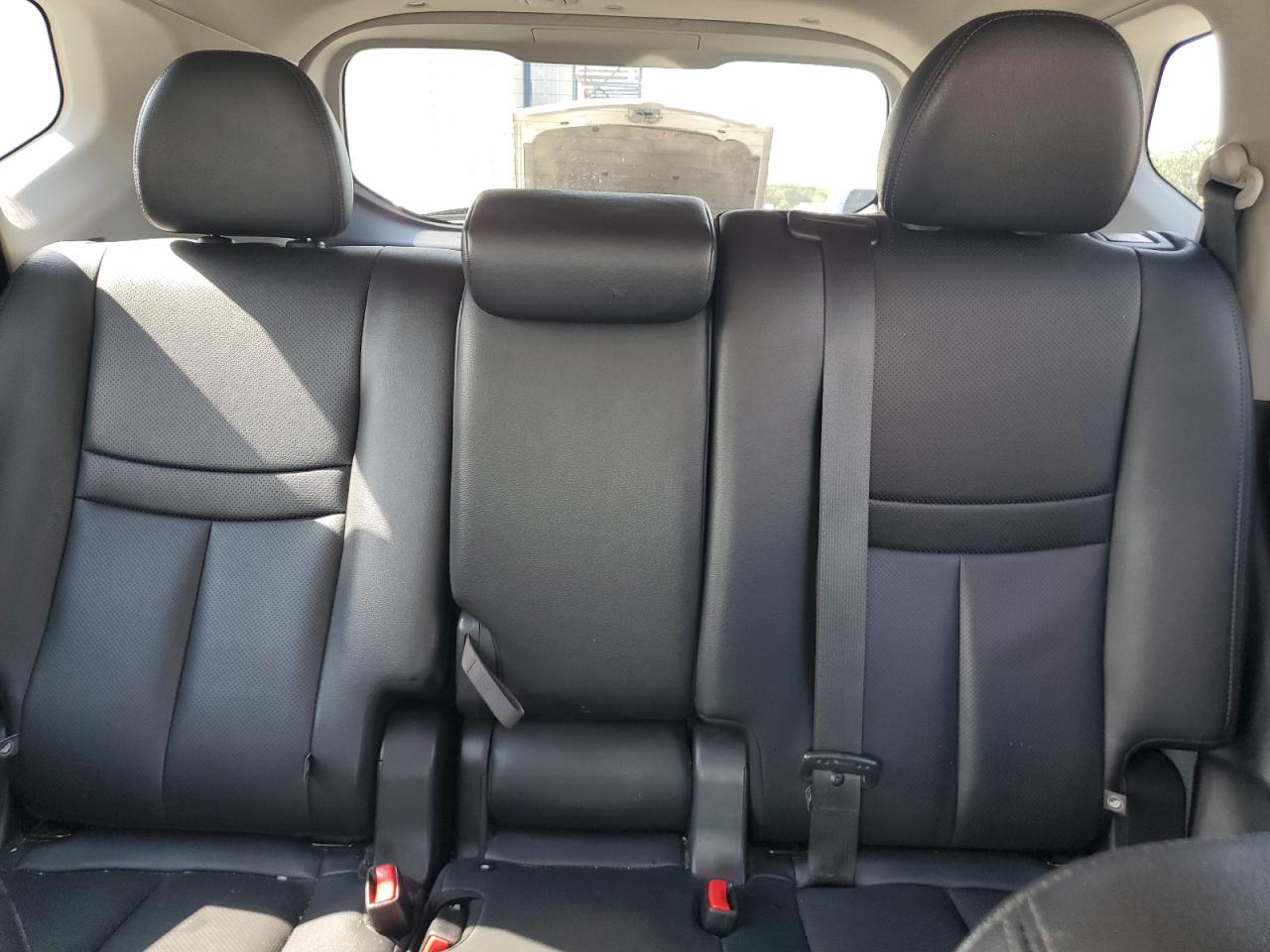 2019 Nissan Rogue S VIN: 5N1AT2MV0KC823098 Lot: 84781885