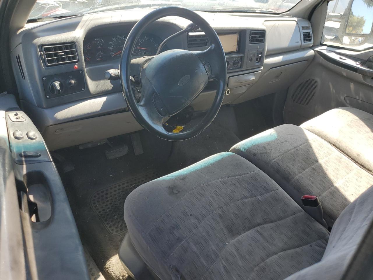 1999 Ford F350 Super Duty VIN: 1FTWX33S2XEA32725 Lot: 82217385