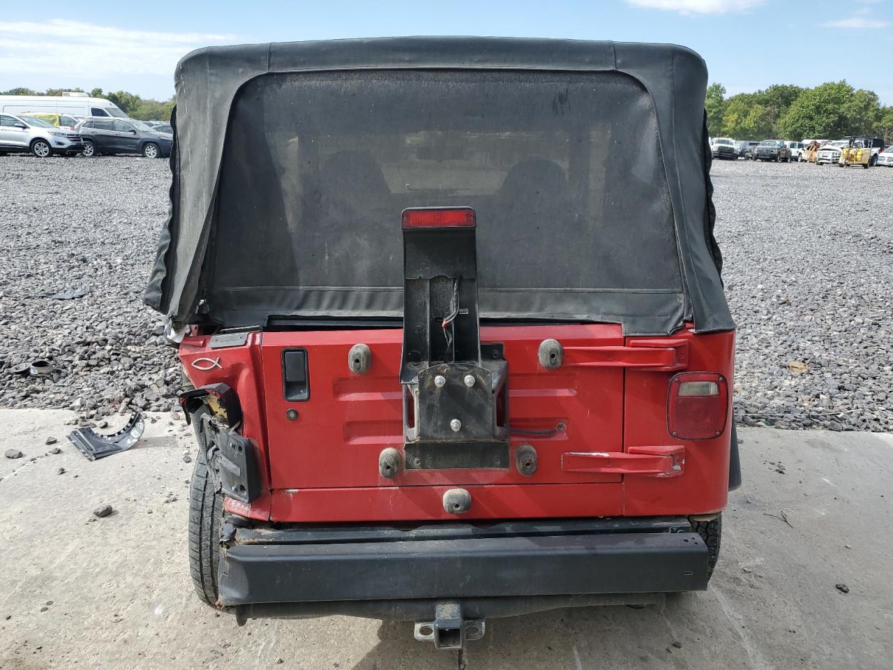 2002 Jeep Wrangler / Tj X VIN: 1J4FA39S92P737554 Lot: 85575655