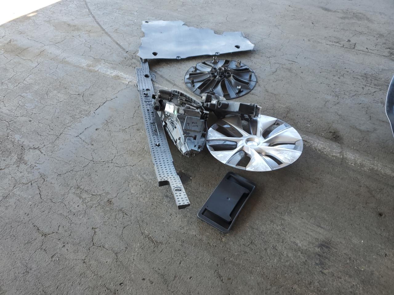 2023 Tesla Model Y VIN: 7SAYGDEE2PF928837 Lot: 86443955