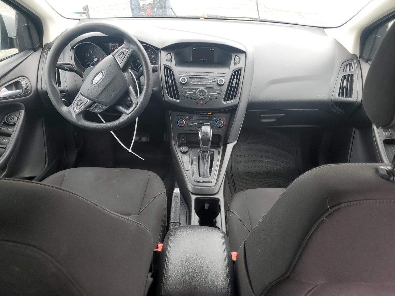 2018 Ford Focus Se VIN: 1FADP3FE4JL304455 Lot: 84470675