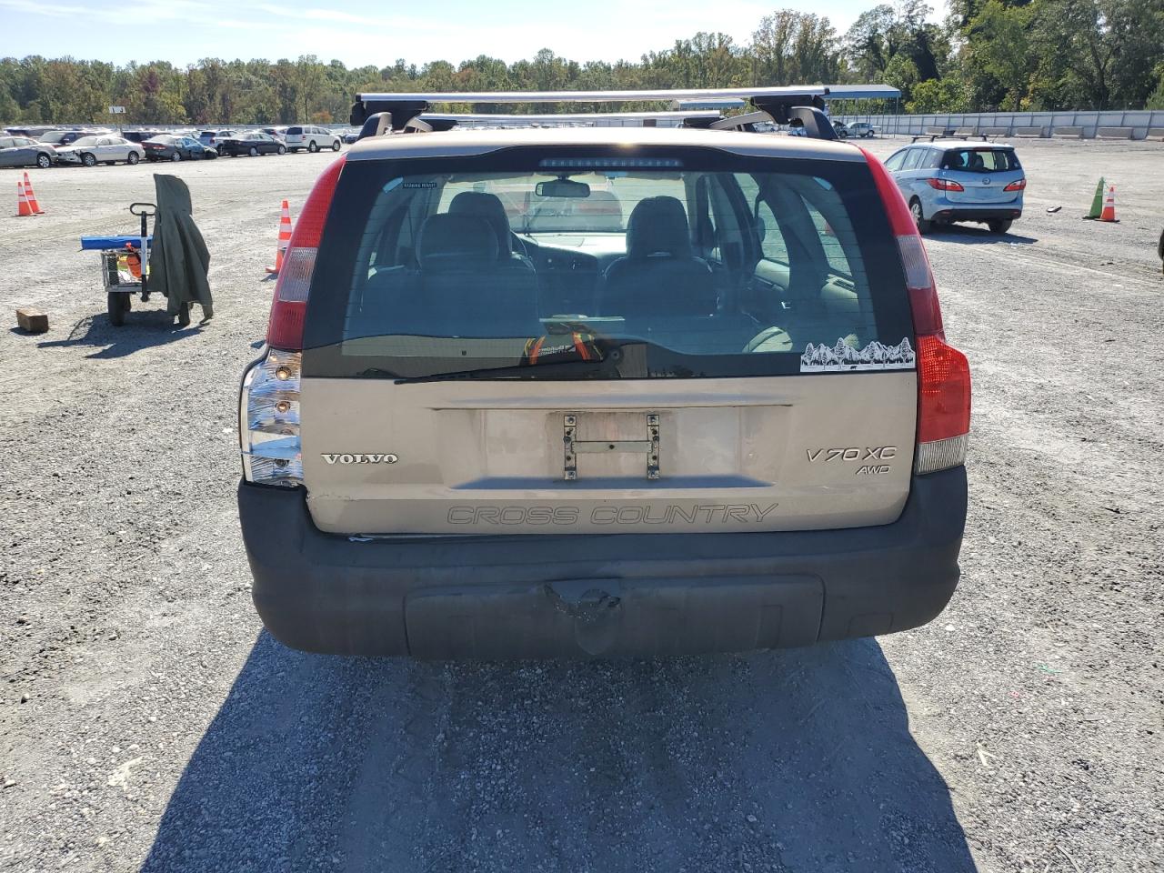 2002 Volvo V70 Xc VIN: YV1SZ58D221059884 Lot: 85126745