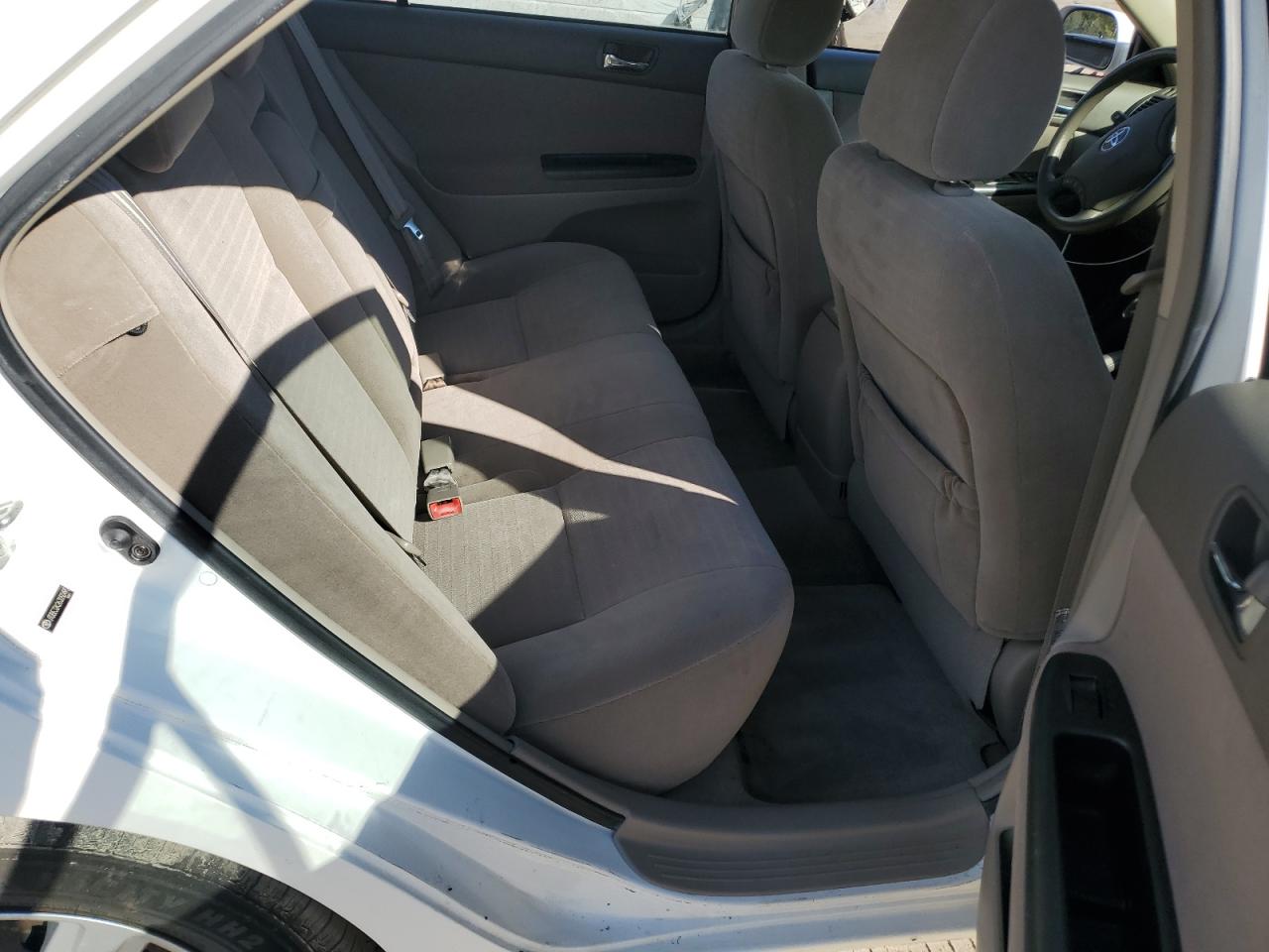 2006 Toyota Camry Le VIN: JTDBE32K263050495 Lot: 86443225