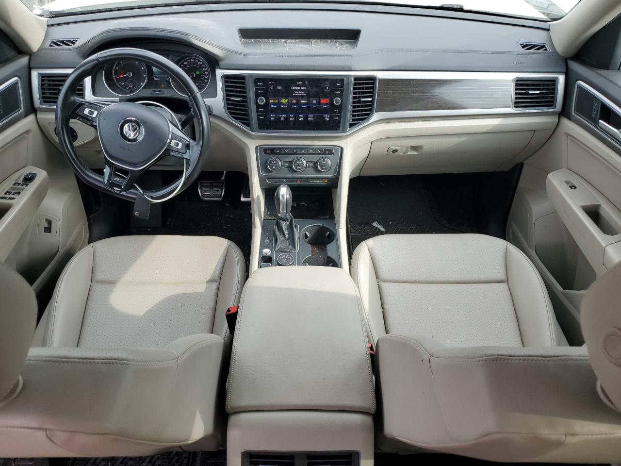 2018 Volkswagen Atlas Se VIN: 1V2PR2CA0JC547319 Lot: 82345025