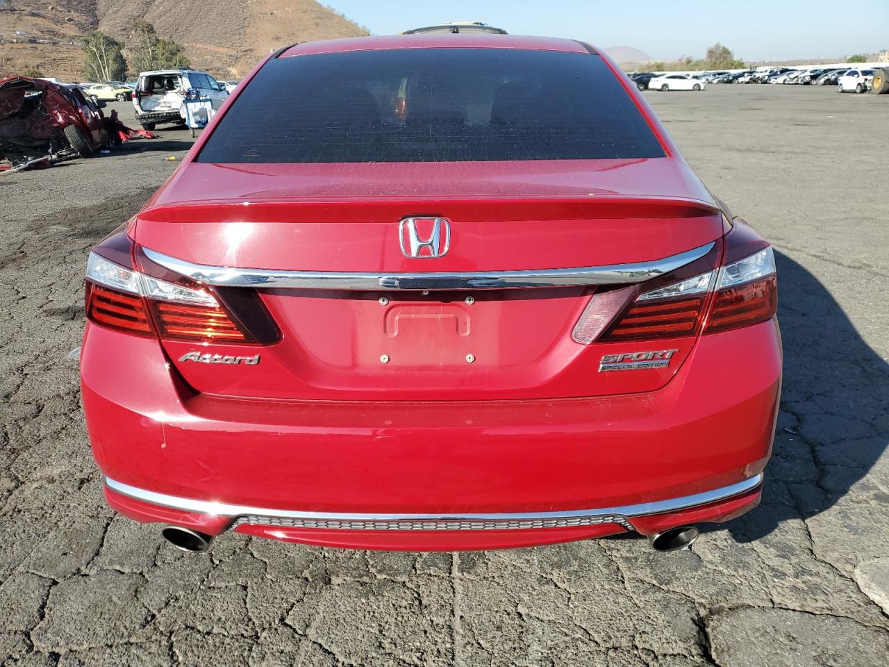 2017 Honda Accord Sport Special Edition VIN: 1HGCR2F11HA251163 Lot: 81989725