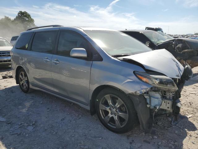  TOYOTA SIENNA 2017 Серый