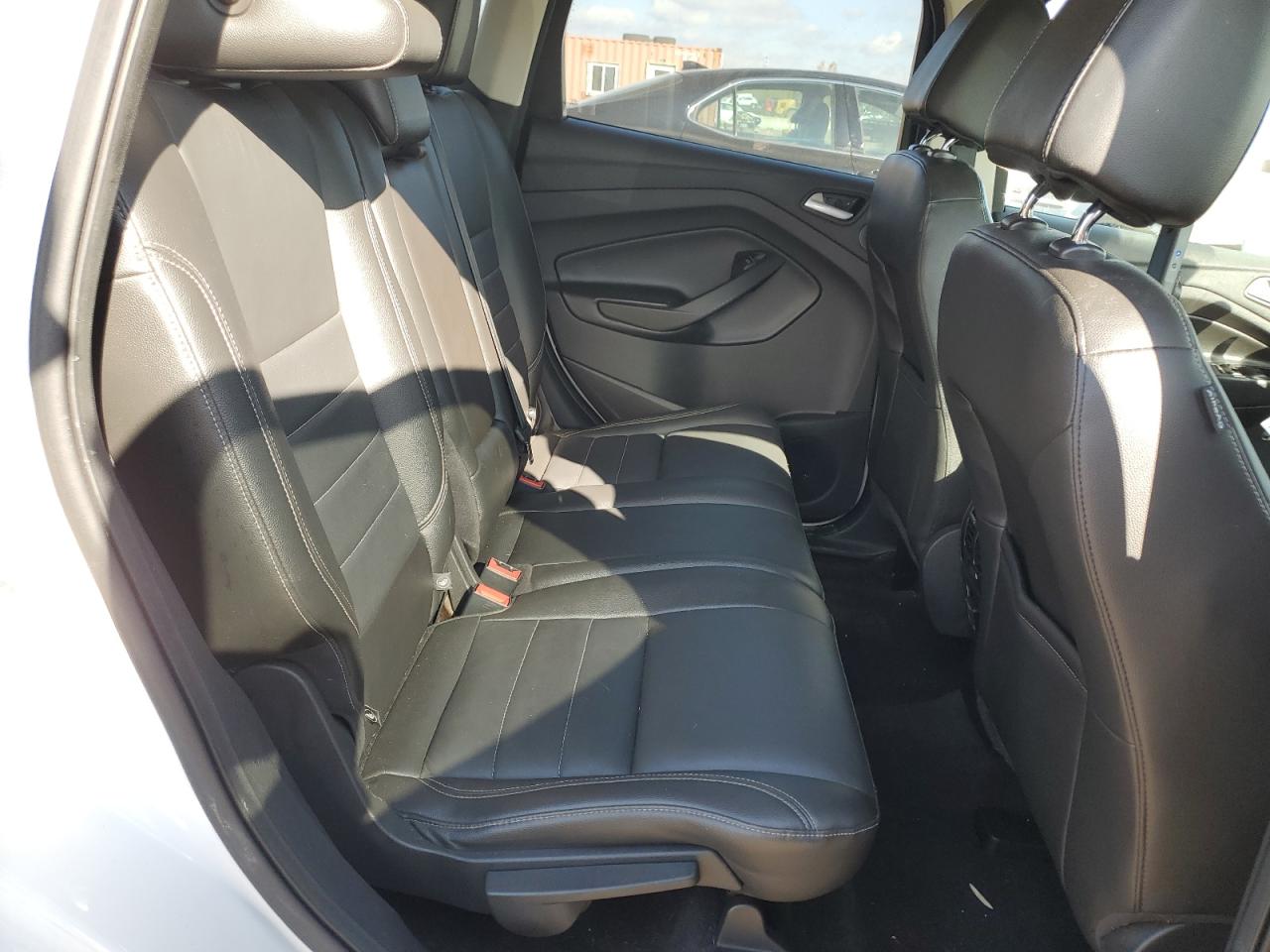 2015 Ford Escape Titanium VIN: 1FMCU0J94FUB16975 Lot: 90537875