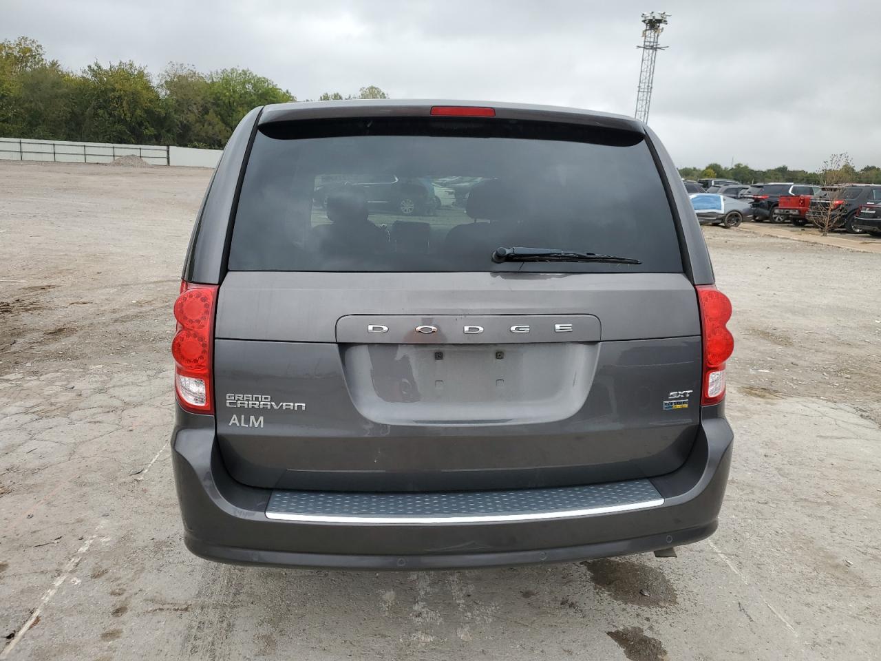 2016 Dodge Grand Caravan Sxt VIN: 2C4RDGCG8GR327923 Lot: 90227175