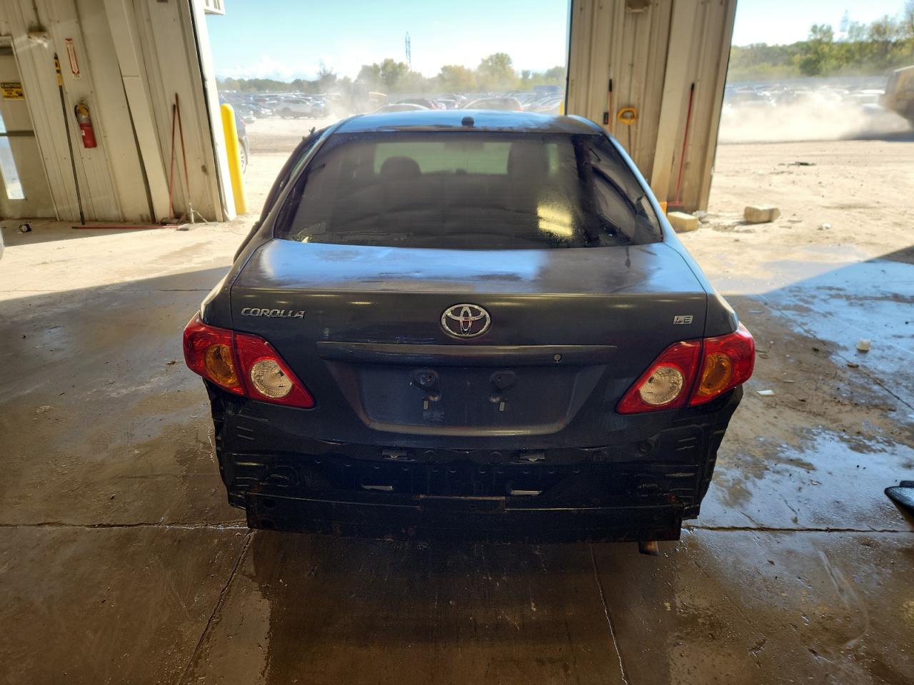 2010 Toyota Corolla Base VIN: 1NXBU4EE8AZ189835 Lot: 85002305
