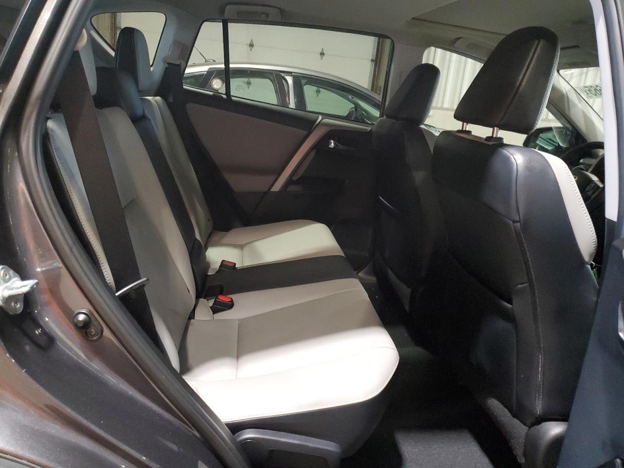 2016 Toyota Rav4 Limited VIN: 2T3DFREV3GW531630 Lot: 82248665