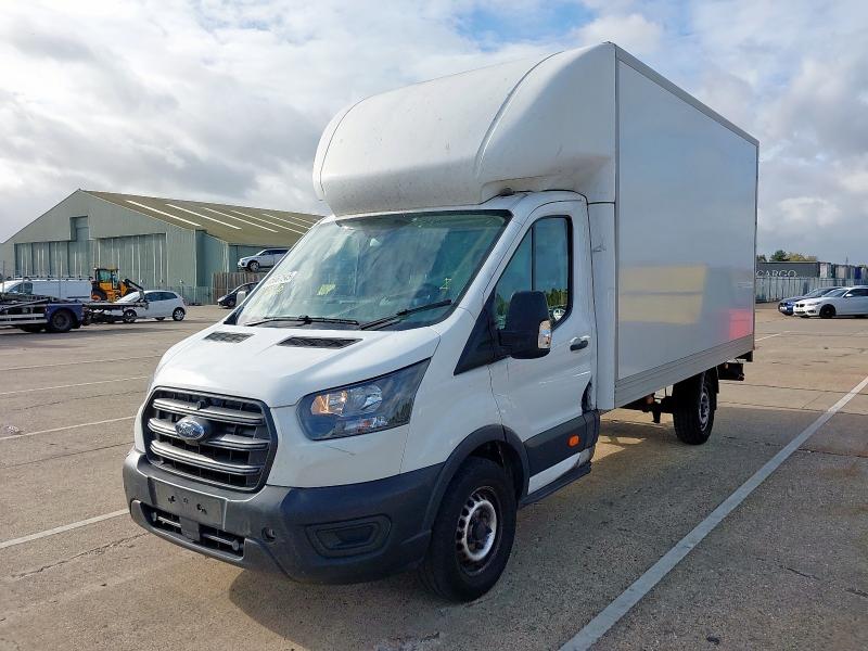 2020 FORD TRANSIT 2.0 ECOBLUE 130PS CHASSIS CAB for sale at Copart NEWBURY