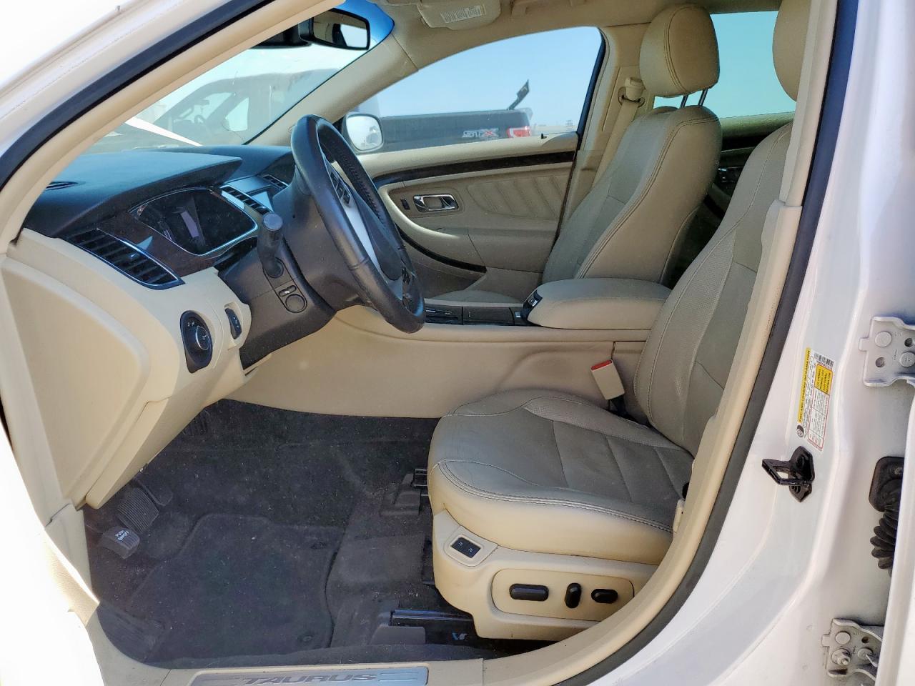 2016 Ford Taurus Limited VIN: 1FAHP2F83GG139165 Lot: 85823845