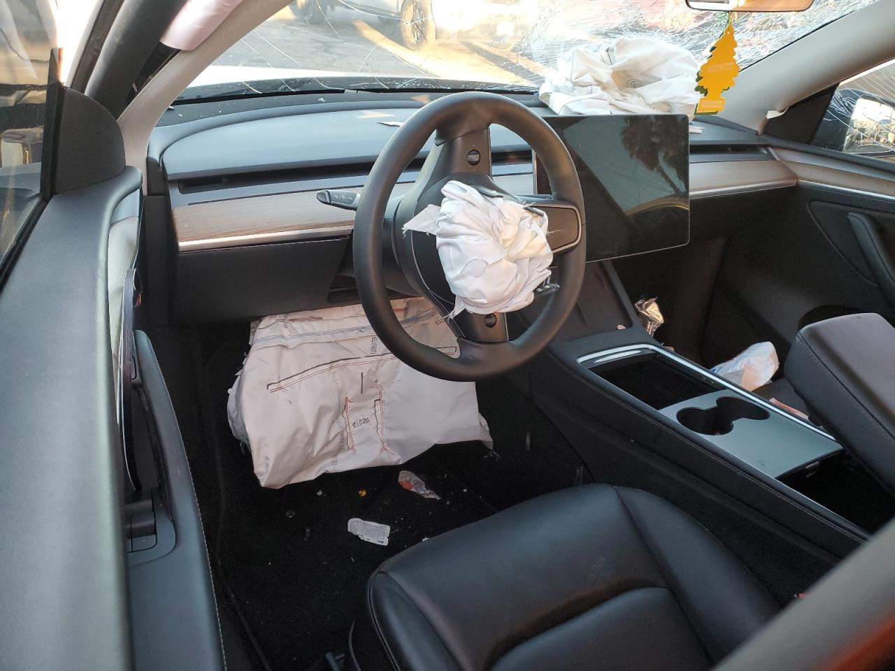 2023 Tesla Model Y VIN: 7SAYGDEE2PF928515 Lot: 86335535