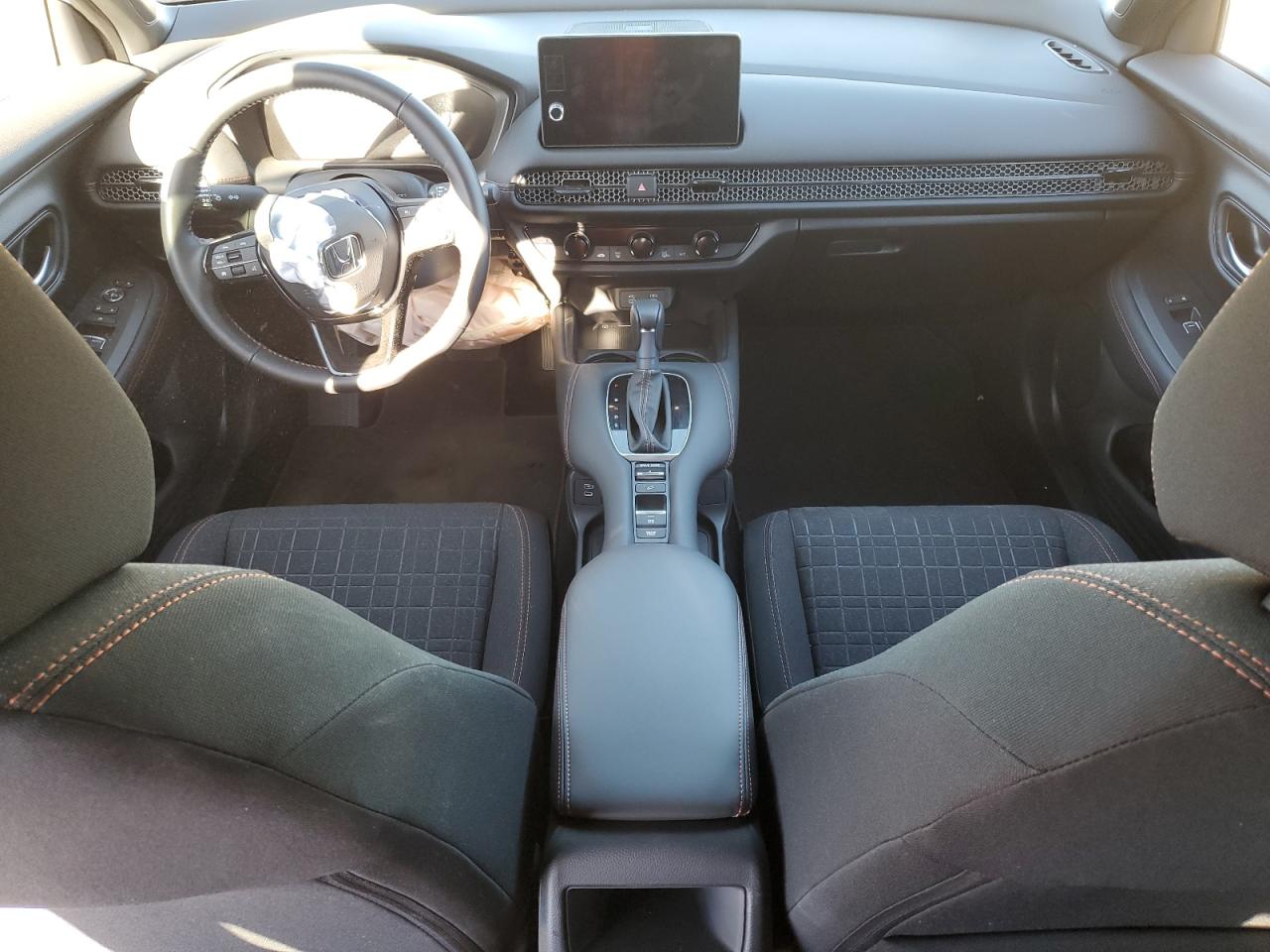 2026 Honda Hr-V Sport VIN: 3CZRZ1H55TM709182 Lot: 84986375