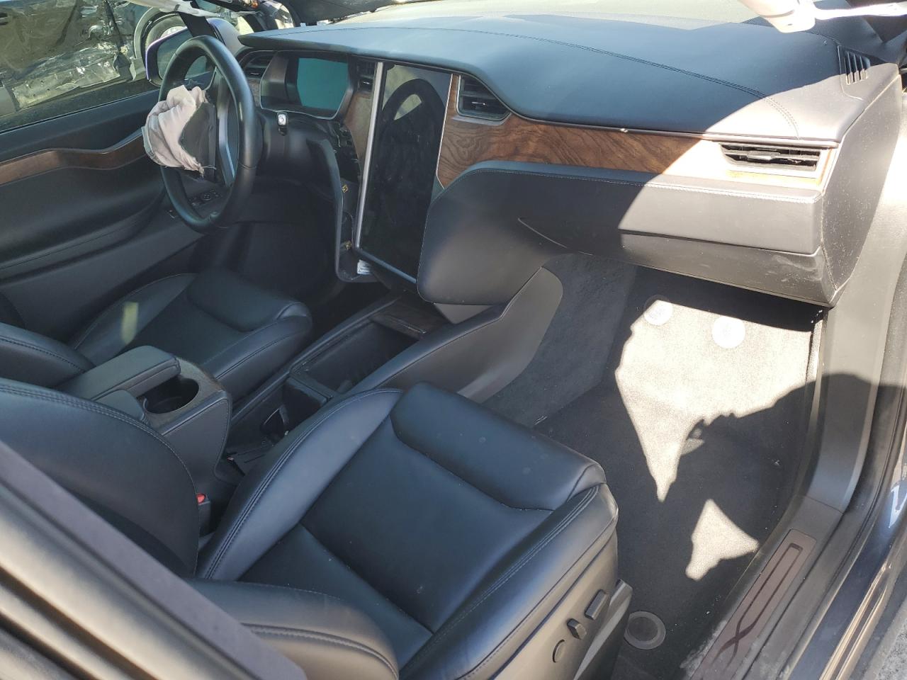 2020 Tesla Model X VIN: 5YJXCDE22LF283353 Lot: 86334565