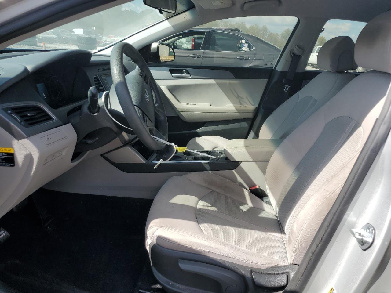 2015 Hyundai Sonata Se VIN: 5NPE24AF4FH150733 Lot: 84549045