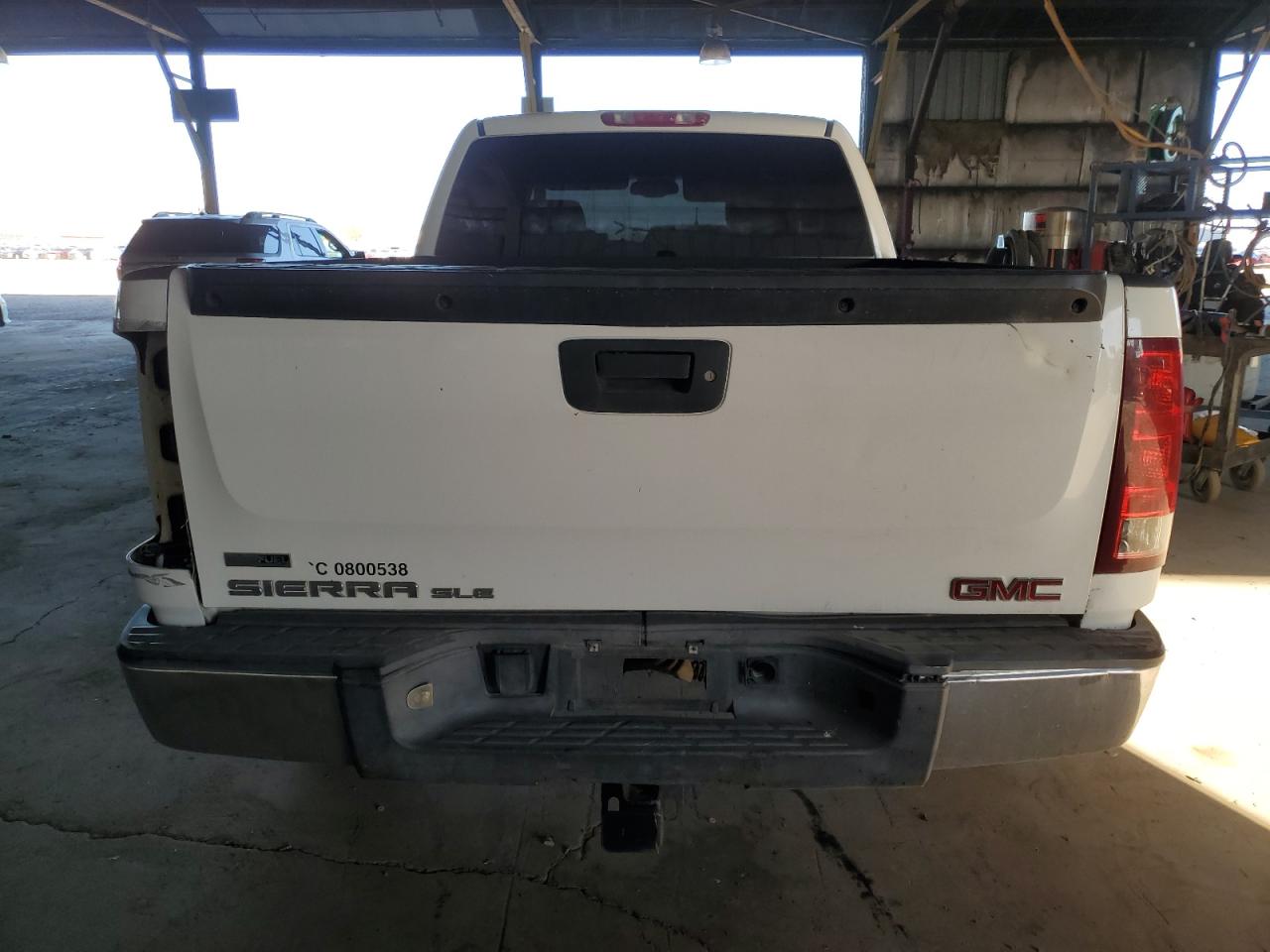 2008 GMC Sierra K1500 VIN: 2GTEK19J381241892 Lot: 84057085