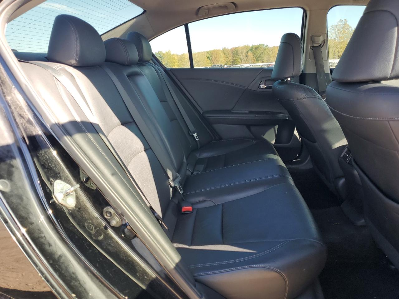 2015 Honda Accord Exl VIN: 1HGCR2F84FA194404 Lot: 82457105