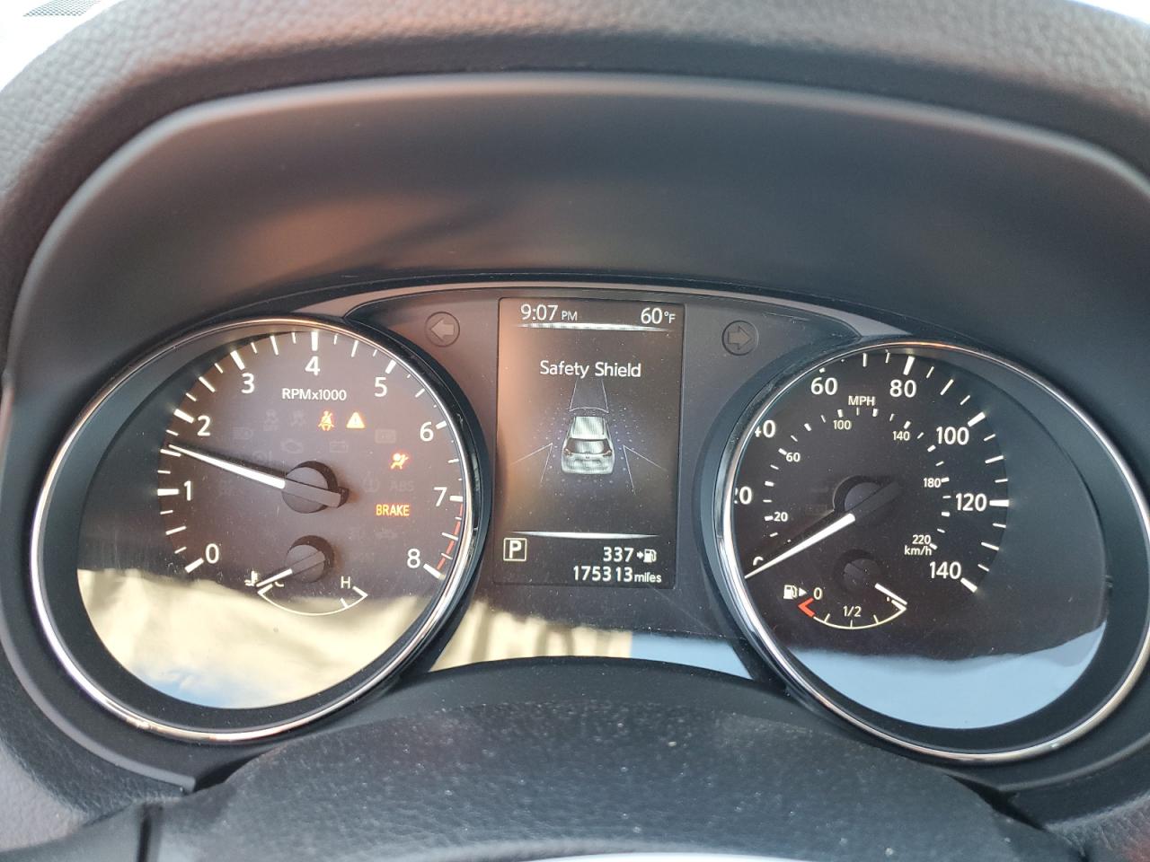 2017 Nissan Rogue S VIN: KNMAT2MV8HP615136 Lot: 85669225