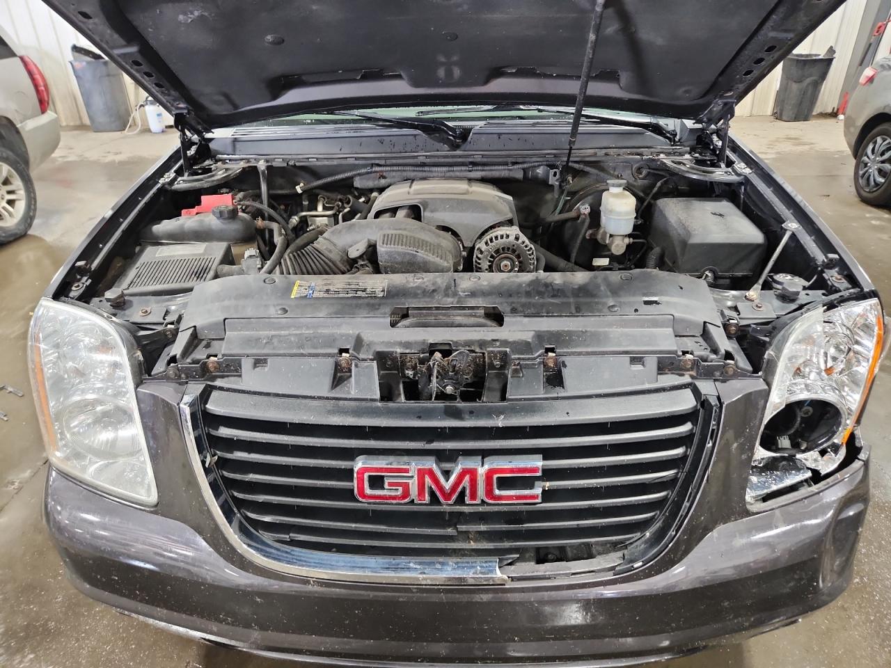 2010 GMC Yukon Xl K1500 Slt VIN: 1GKUKKE37AR223972 Lot: 84374445