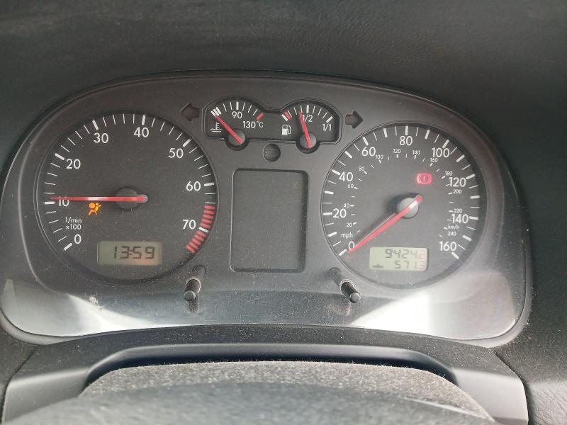 2002 VOLKSWAGEN GOLF 1.6 16V S 5DR