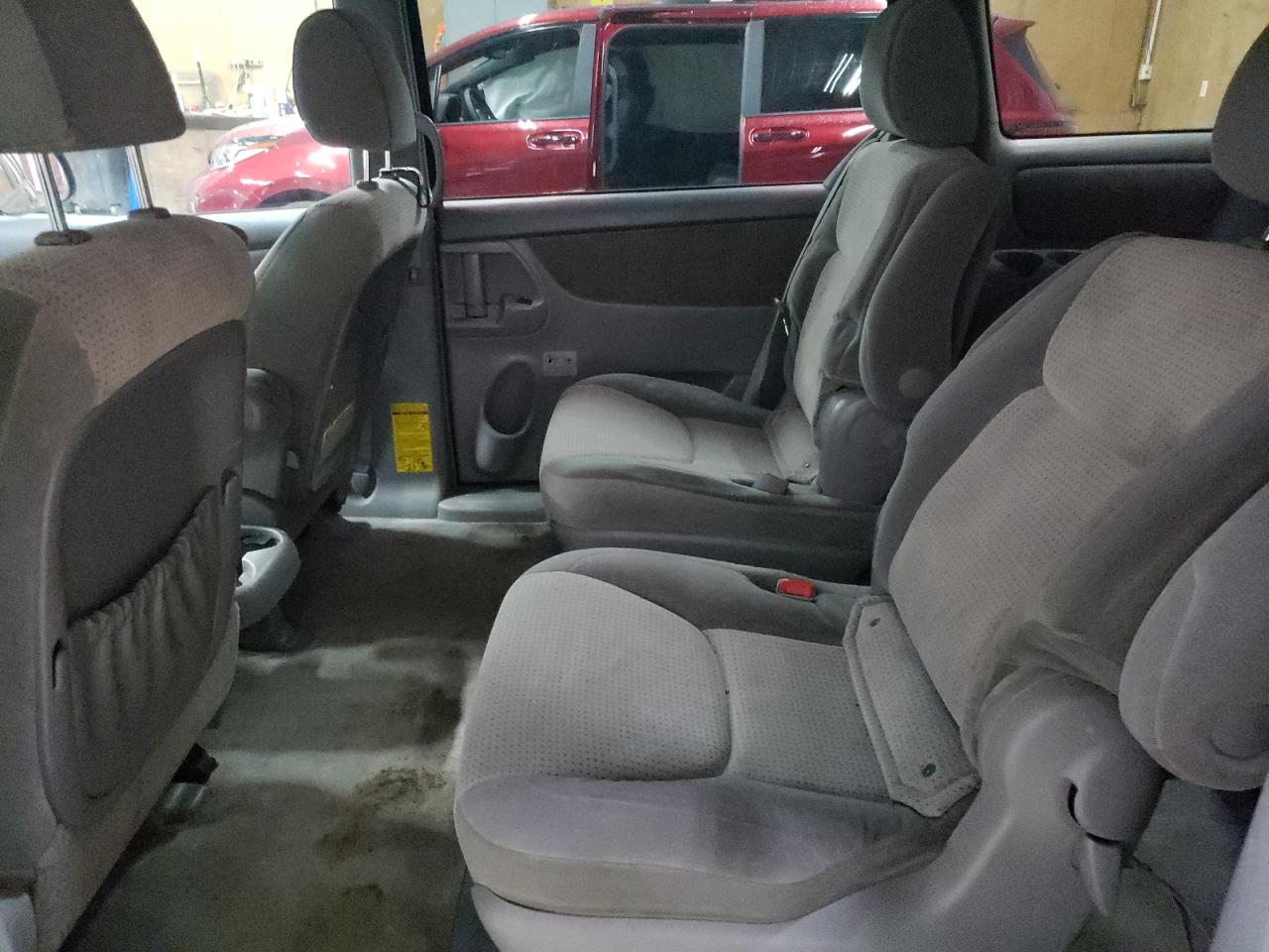 2010 Toyota Sienna Ce VIN: 5TDKK4CC1AS316666 Lot: 82277205