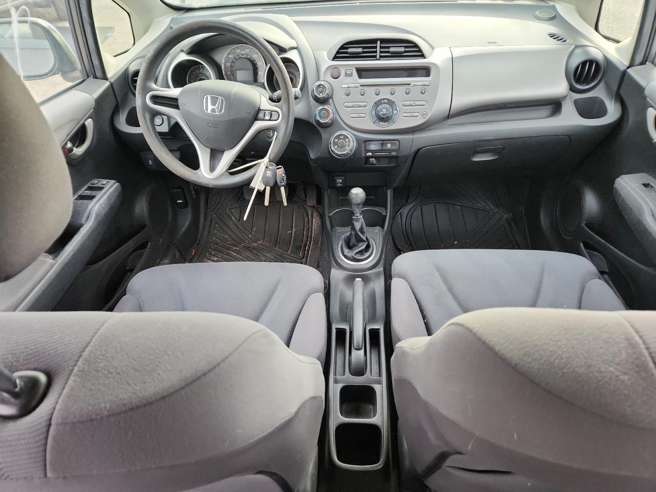 2013 Honda Fit VIN: JHMGE8G30DC048745 Lot: 85327155