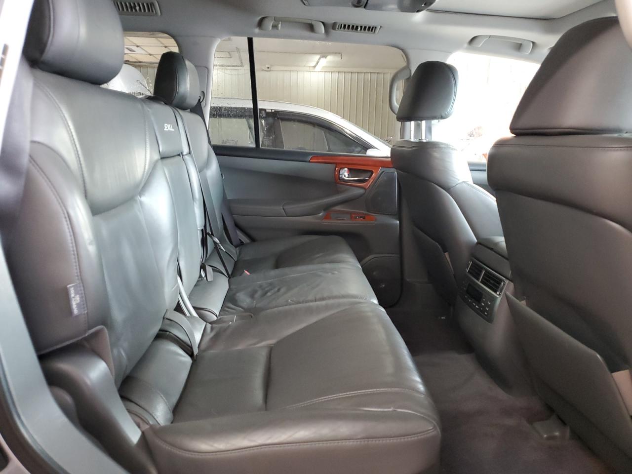2008 Lexus Lx 570 VIN: JTJHY00W284015732 Lot: 84977045