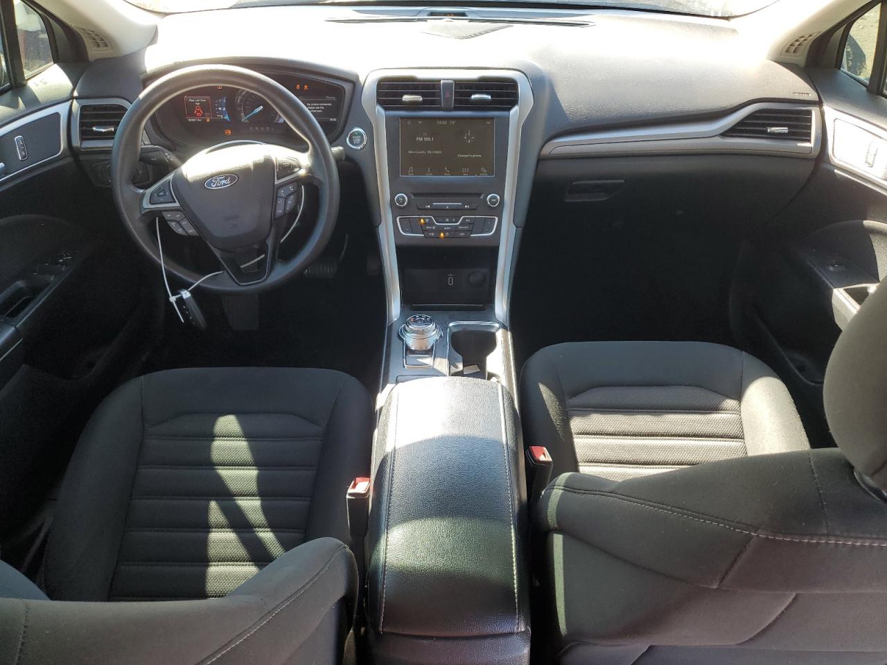 2018 Ford Fusion Se VIN: 3FA6P0H73JR270497 Lot: 82198635