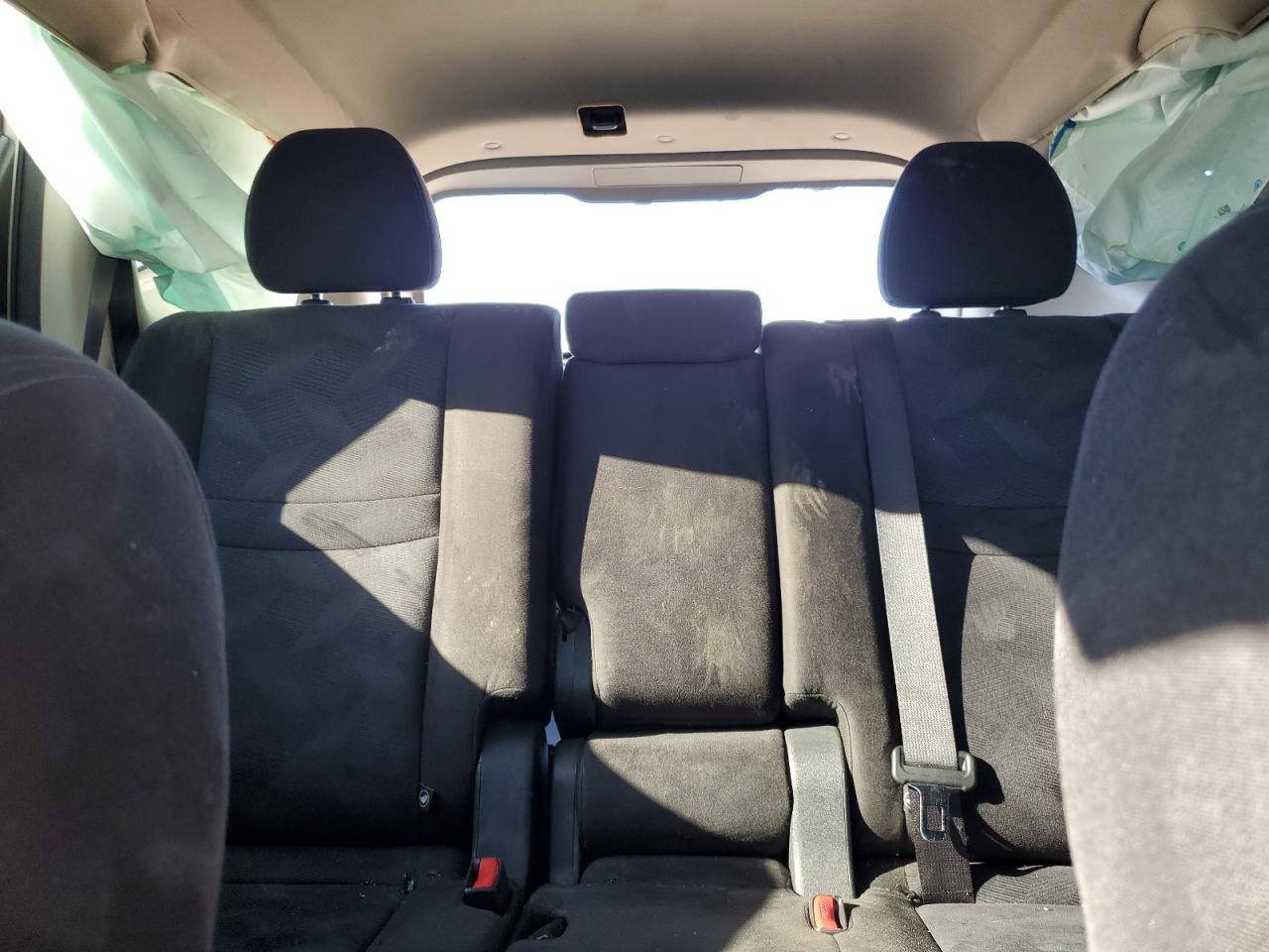 2015 Nissan Rogue S VIN: KNMAT2MV4FP555269 Lot: 84943145