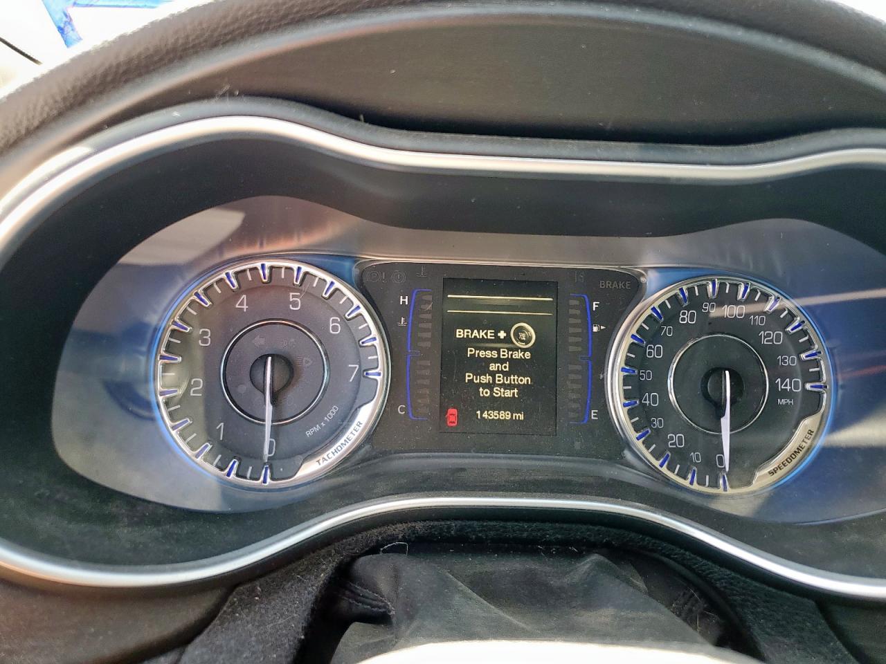 2015 Chrysler 200 Limited VIN: 1C3CCCAB1FN625254 Lot: 86311025