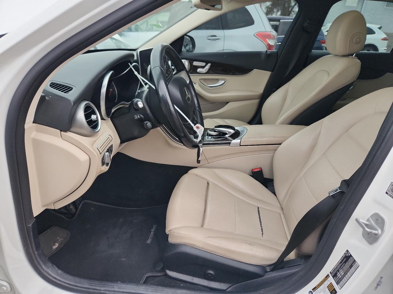 2016 Mercedes-Benz C 300 4Matic VIN: 55SWF4KB3GU152704 Lot: 84985645