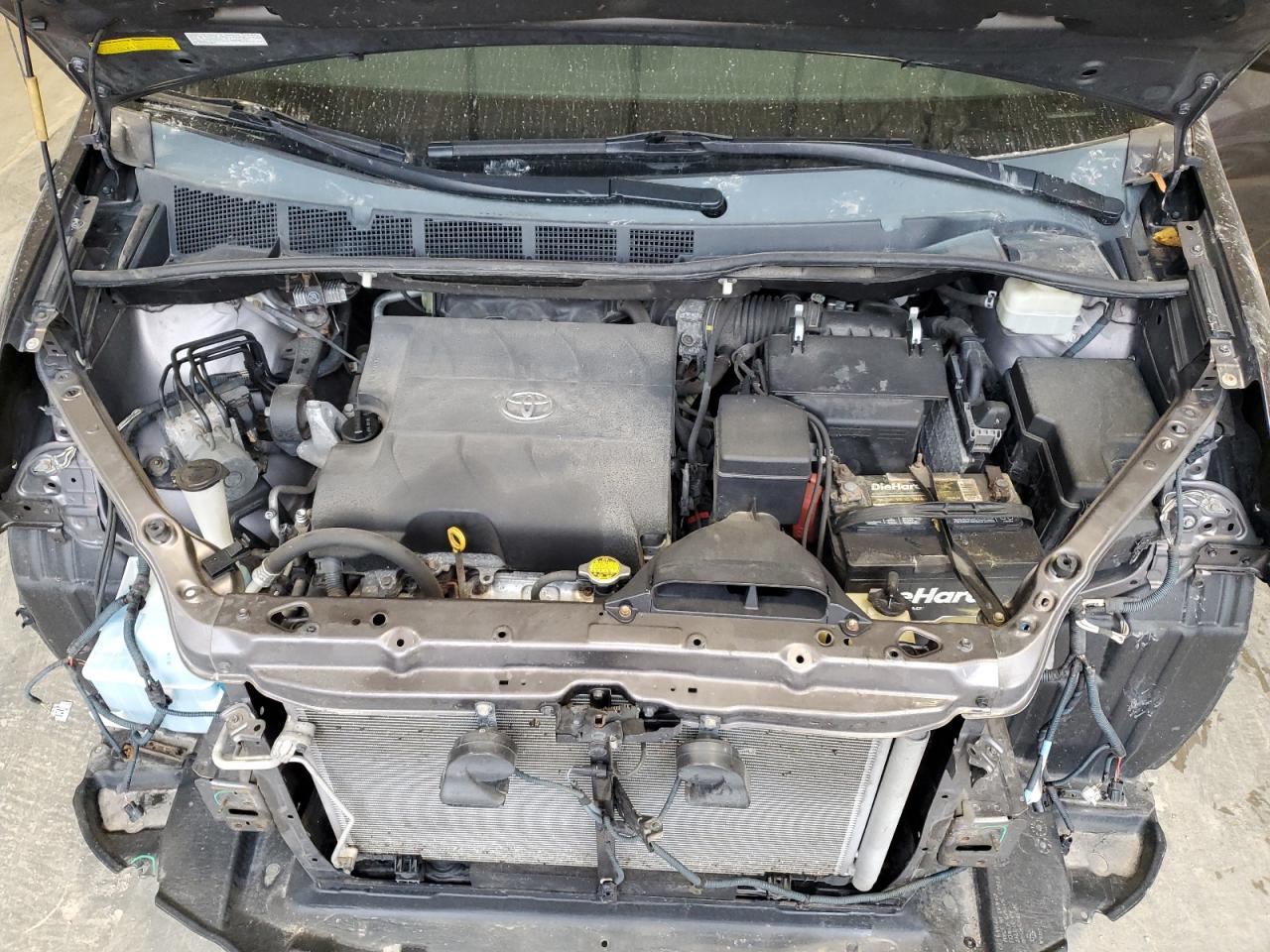 2012 Toyota Sienna Xle VIN: 5TDDK3DC7CS047951 Lot: 85266065