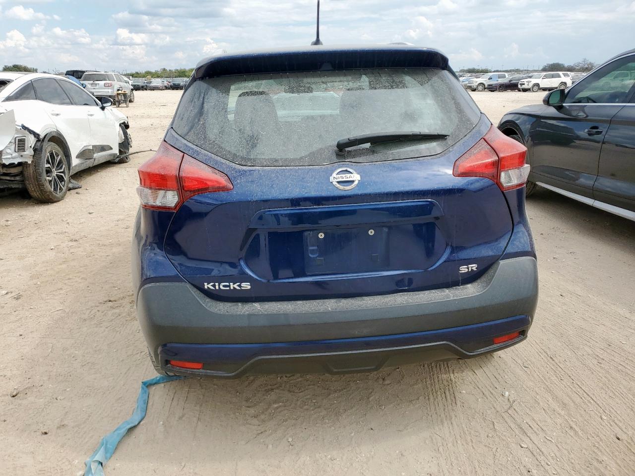 2019 Nissan Kicks S VIN: 3N1CP5CU4KL540027 Lot: 85893835