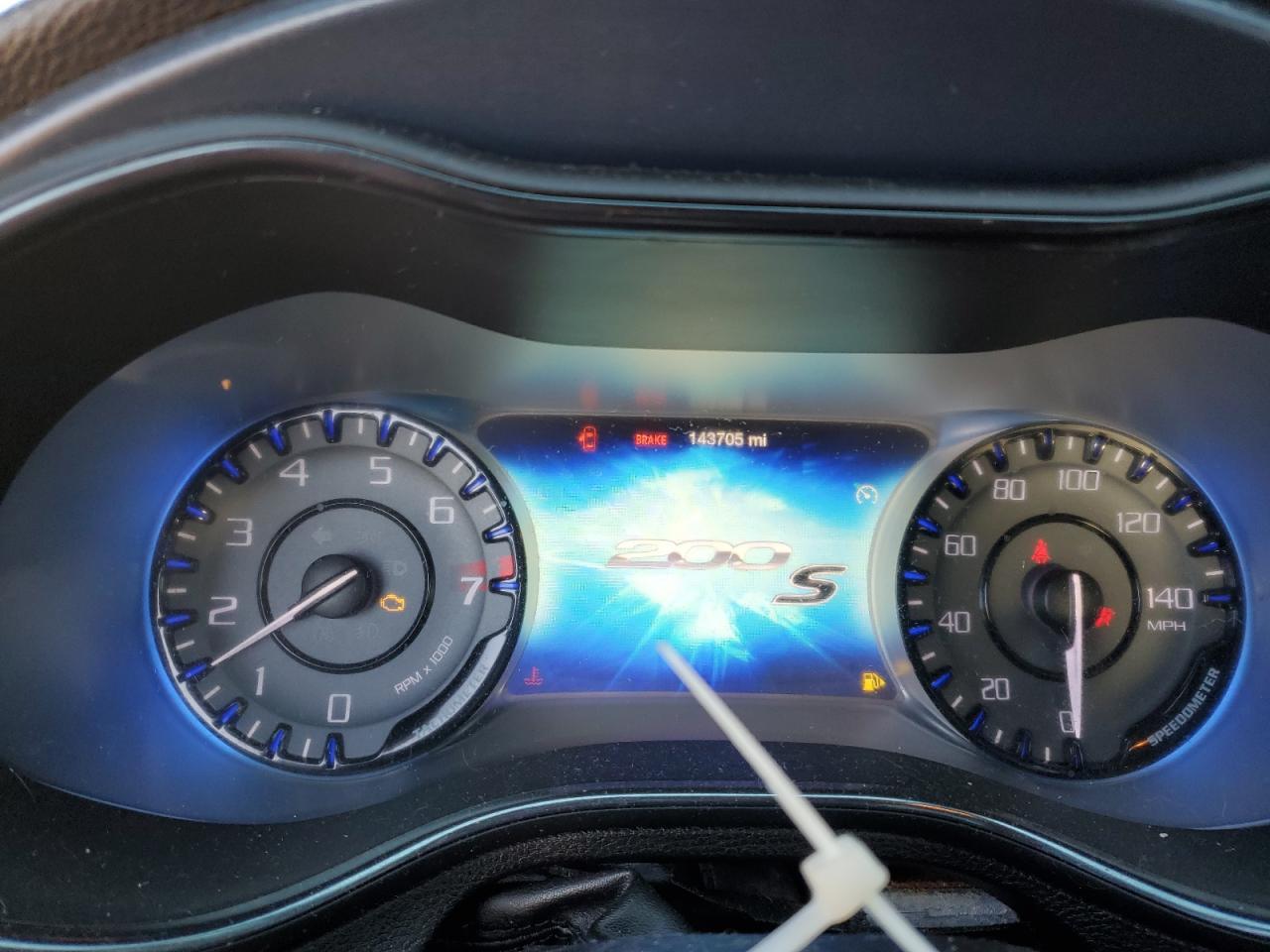 2015 Chrysler 200 S VIN: 1C3CCCBG1FN581203 Lot: 82378355