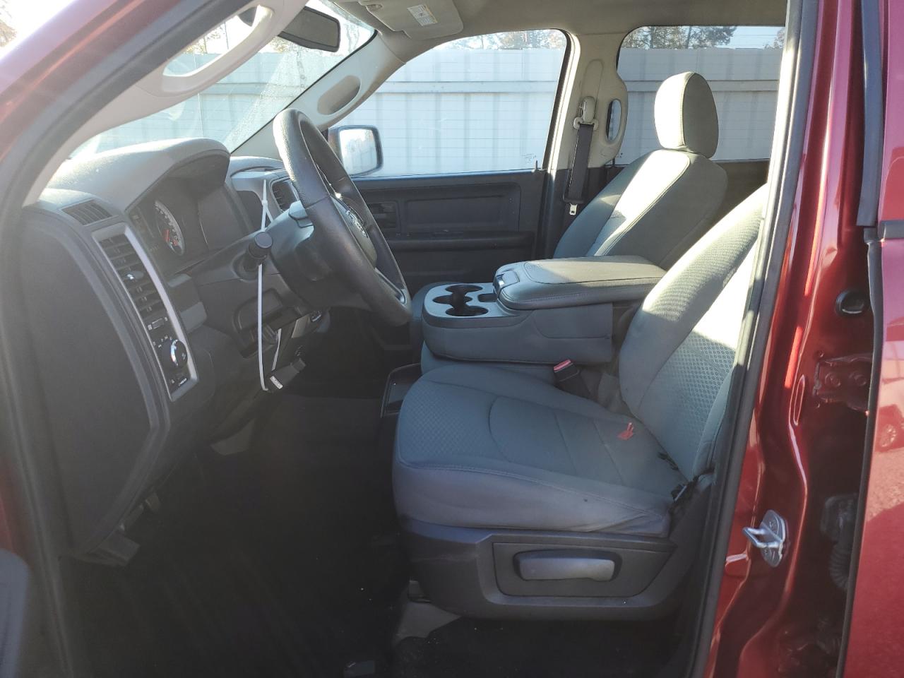 2014 Ram 1500 St VIN: 1C6RR7KG1ES462005 Lot: 90788085