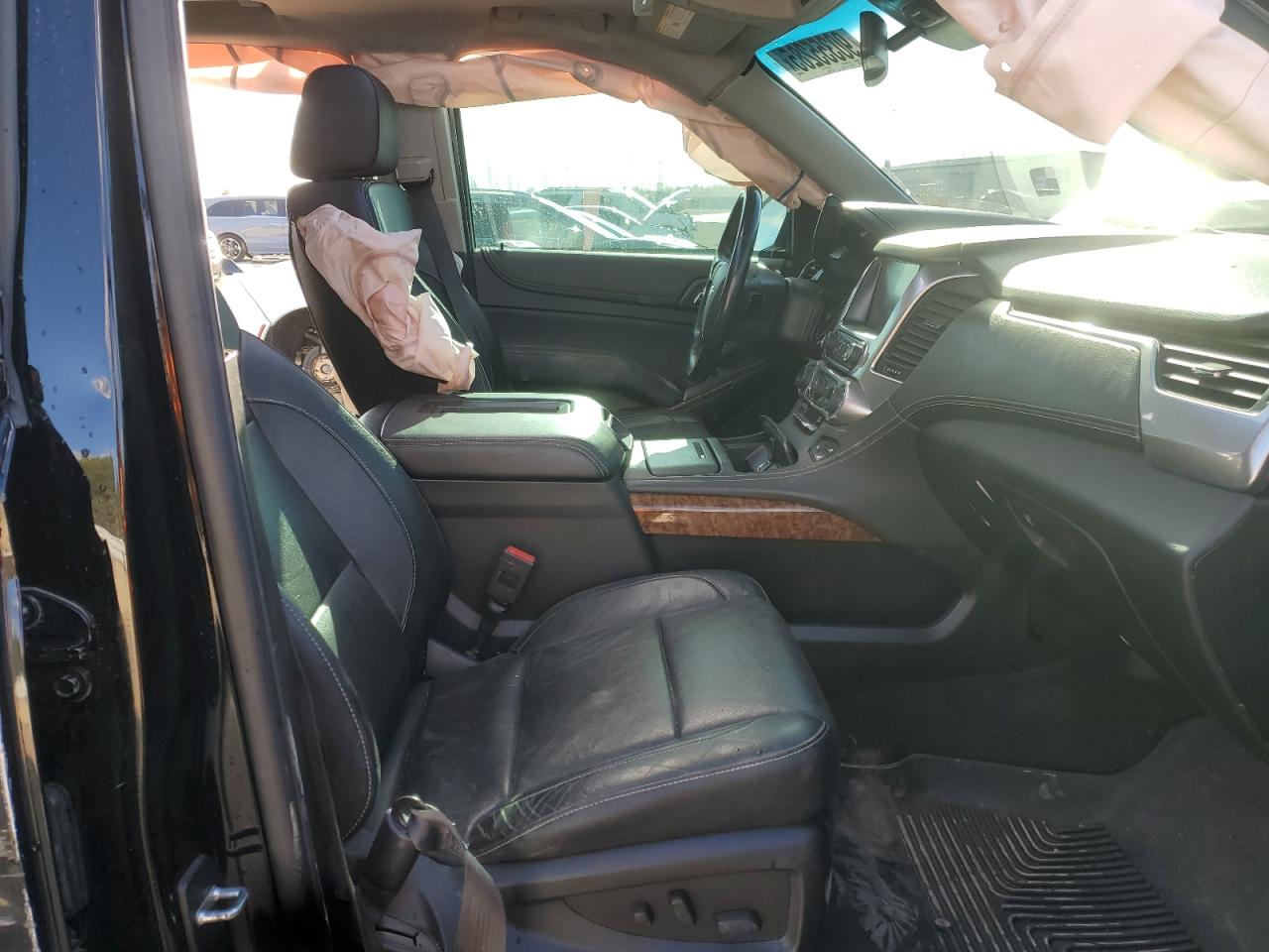 2018 Chevrolet Tahoe K1500 Premier VIN: 1GNSKCKJXJR252384 Lot: 90355285