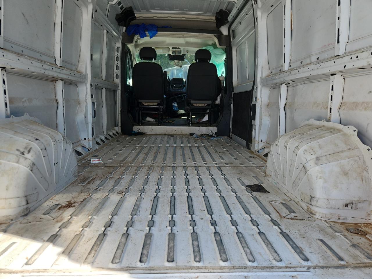 2025 Ram Promaster 2500 2500 High VIN: 3C6LRVDG7SE514193 Lot: 86112115