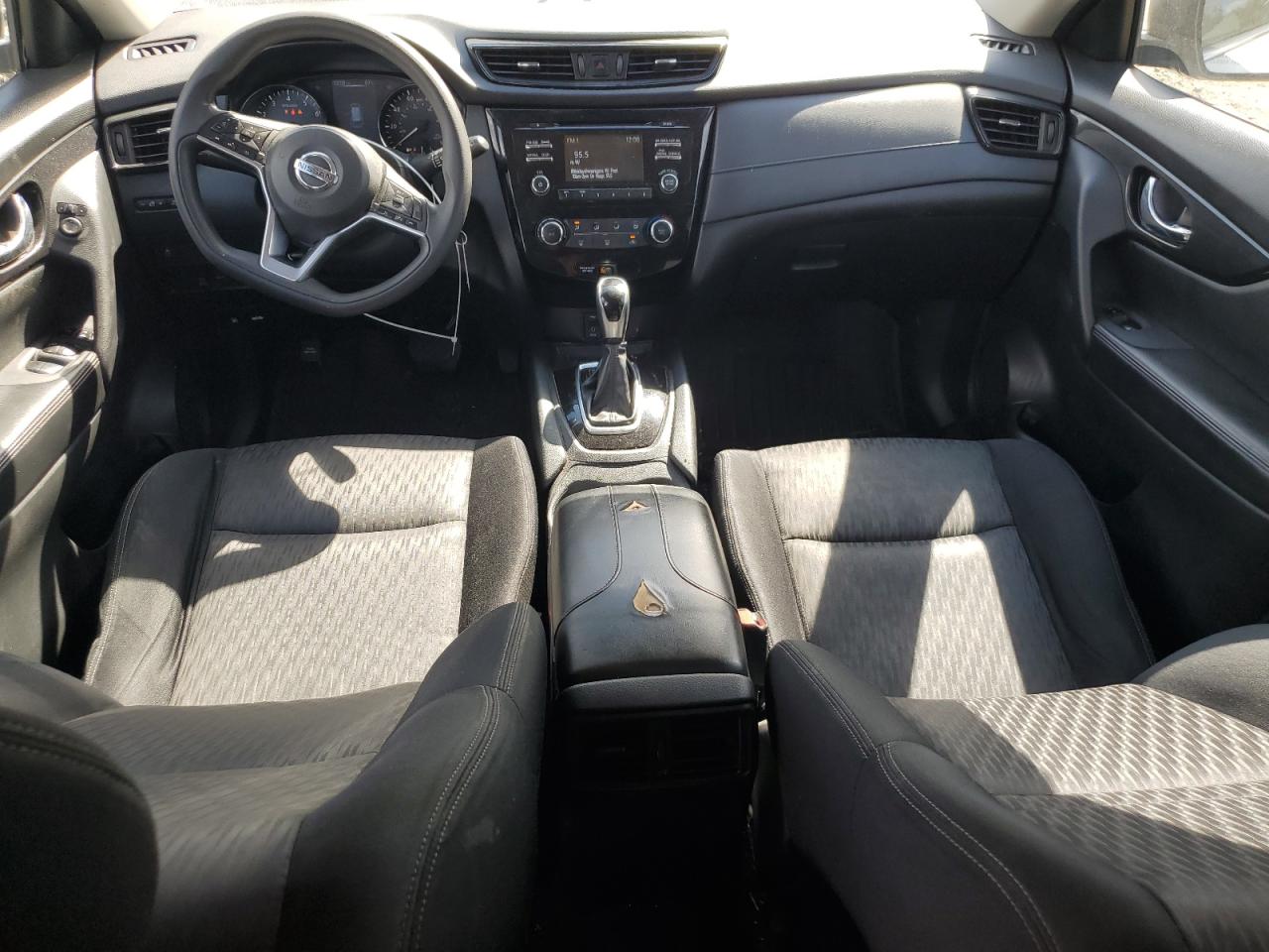 2017 Nissan Rogue S VIN: JN8AT2MV1HW000860 Lot: 82008015