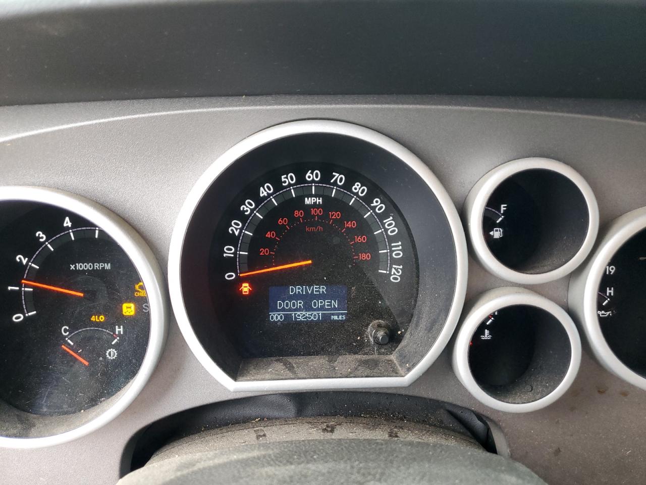 2010 Toyota Tundra Crewmax Limited VIN: 5TFHY5F19AX101748 Lot: 84536695