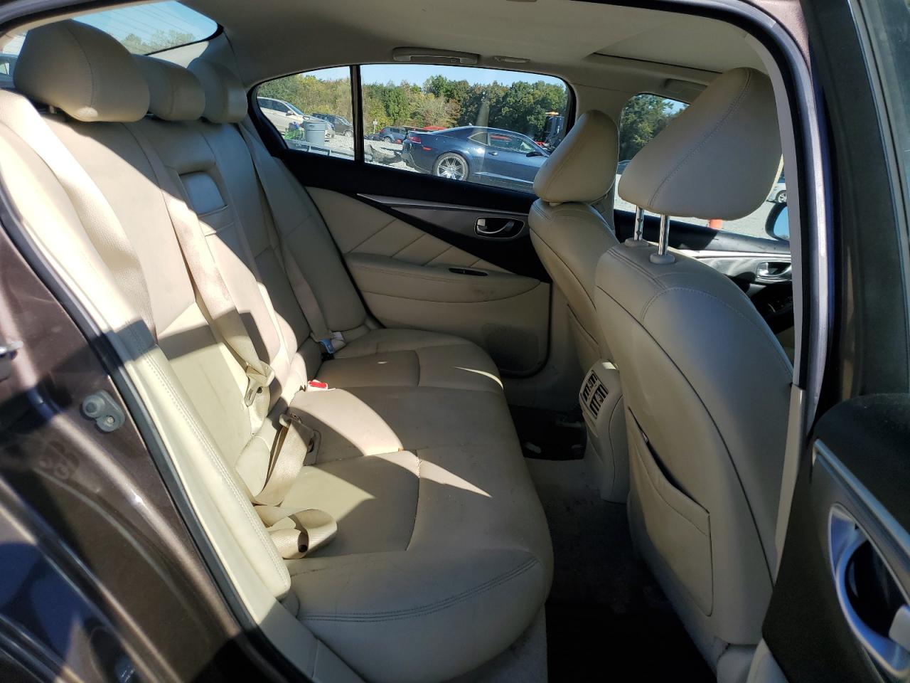 2014 Infiniti Q50 Base VIN: JN1BV7APXEM685240 Lot: 87089375