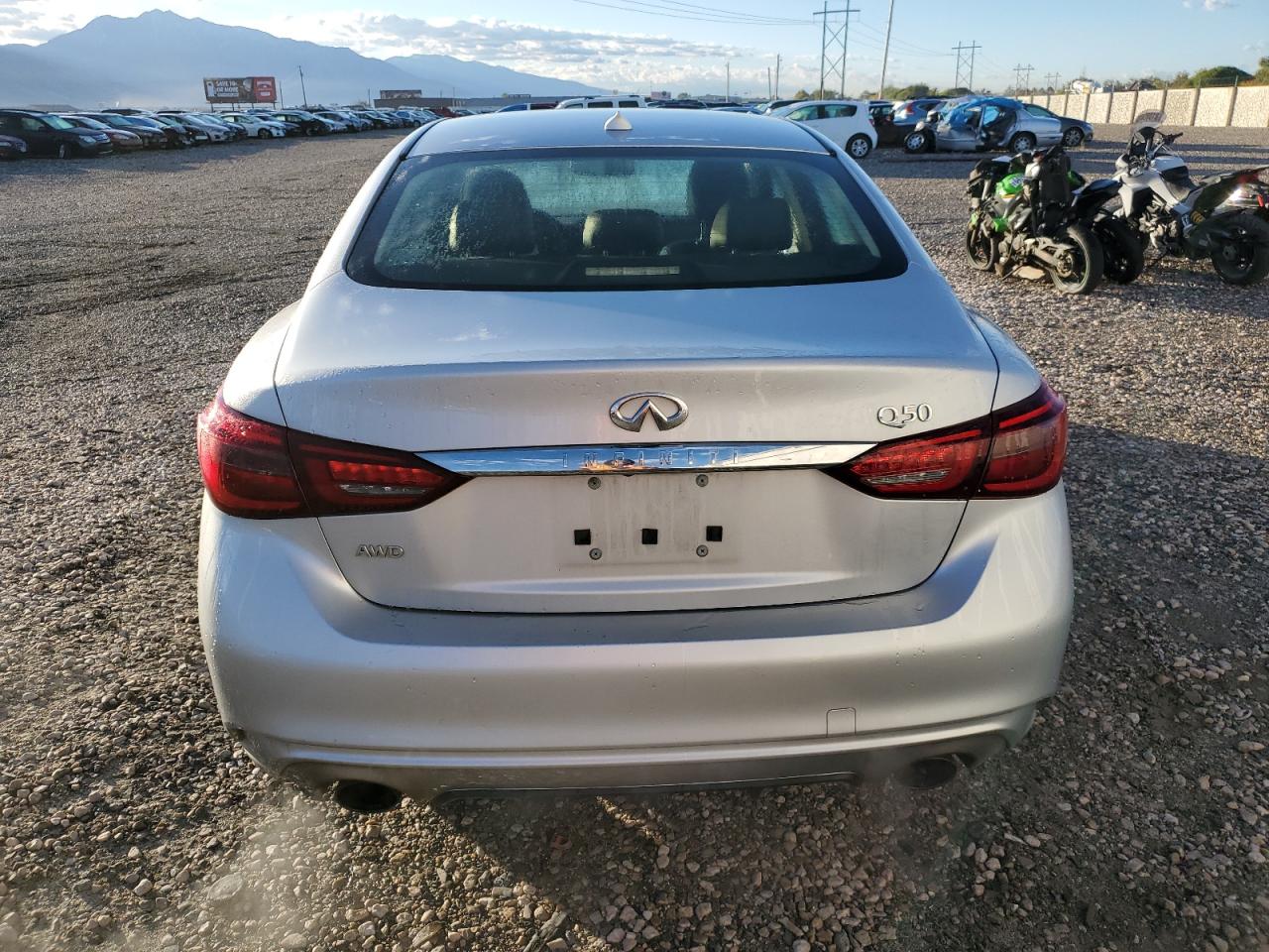 2018 Infiniti Q50 Luxe VIN: JN1EV7AR1JM442098 Lot: 85929715