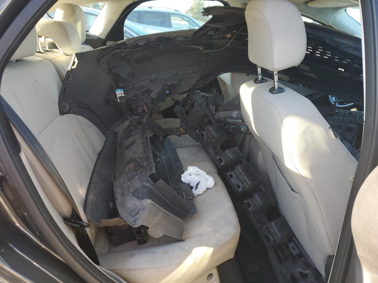 2015 Ford Focus Se VIN: 1FADP3K28FL239807 Lot: 85078565