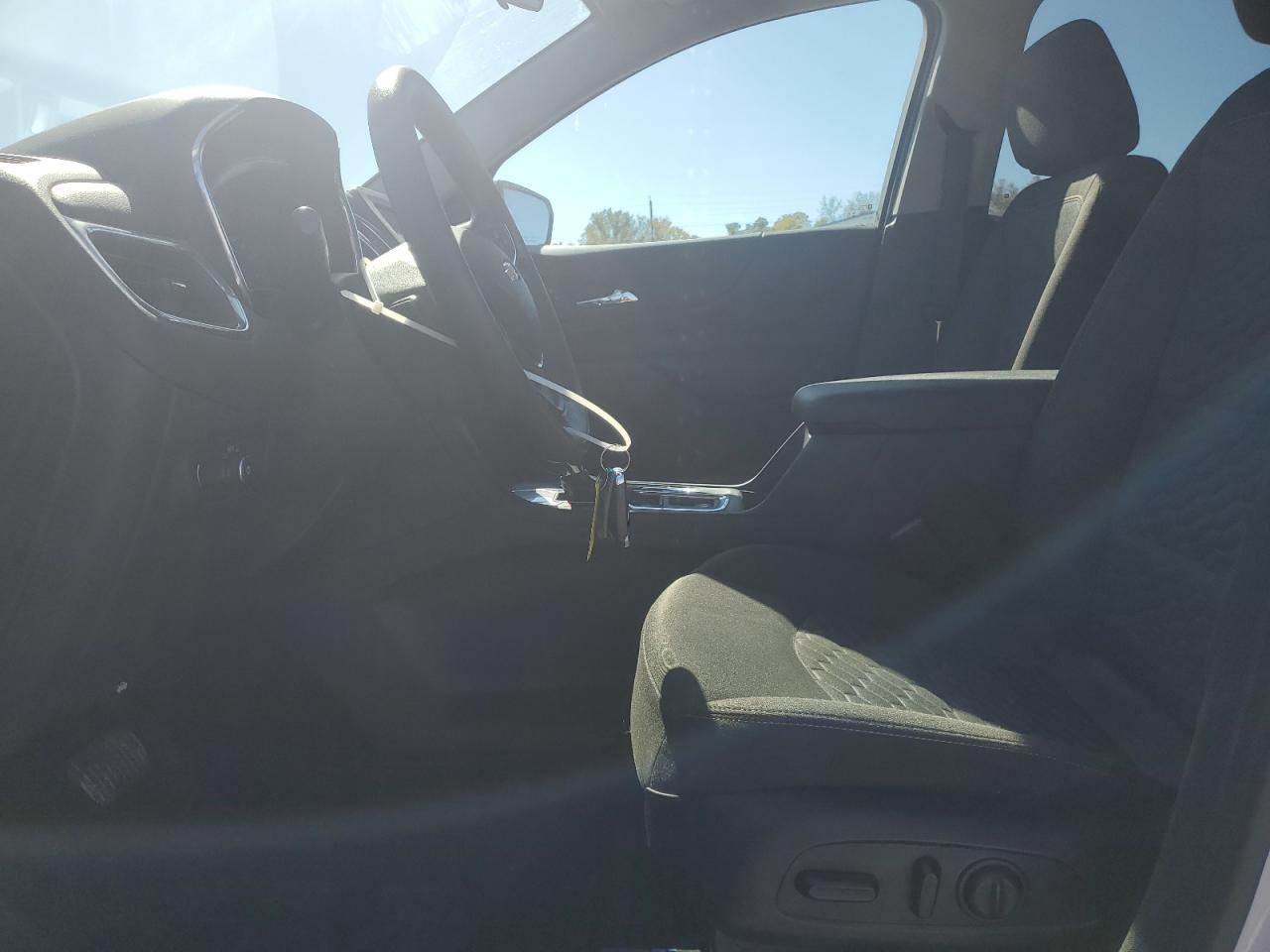 2020 Chevrolet Equinox Lt VIN: 3GNAXKEV6LL102711 Lot: 86238375