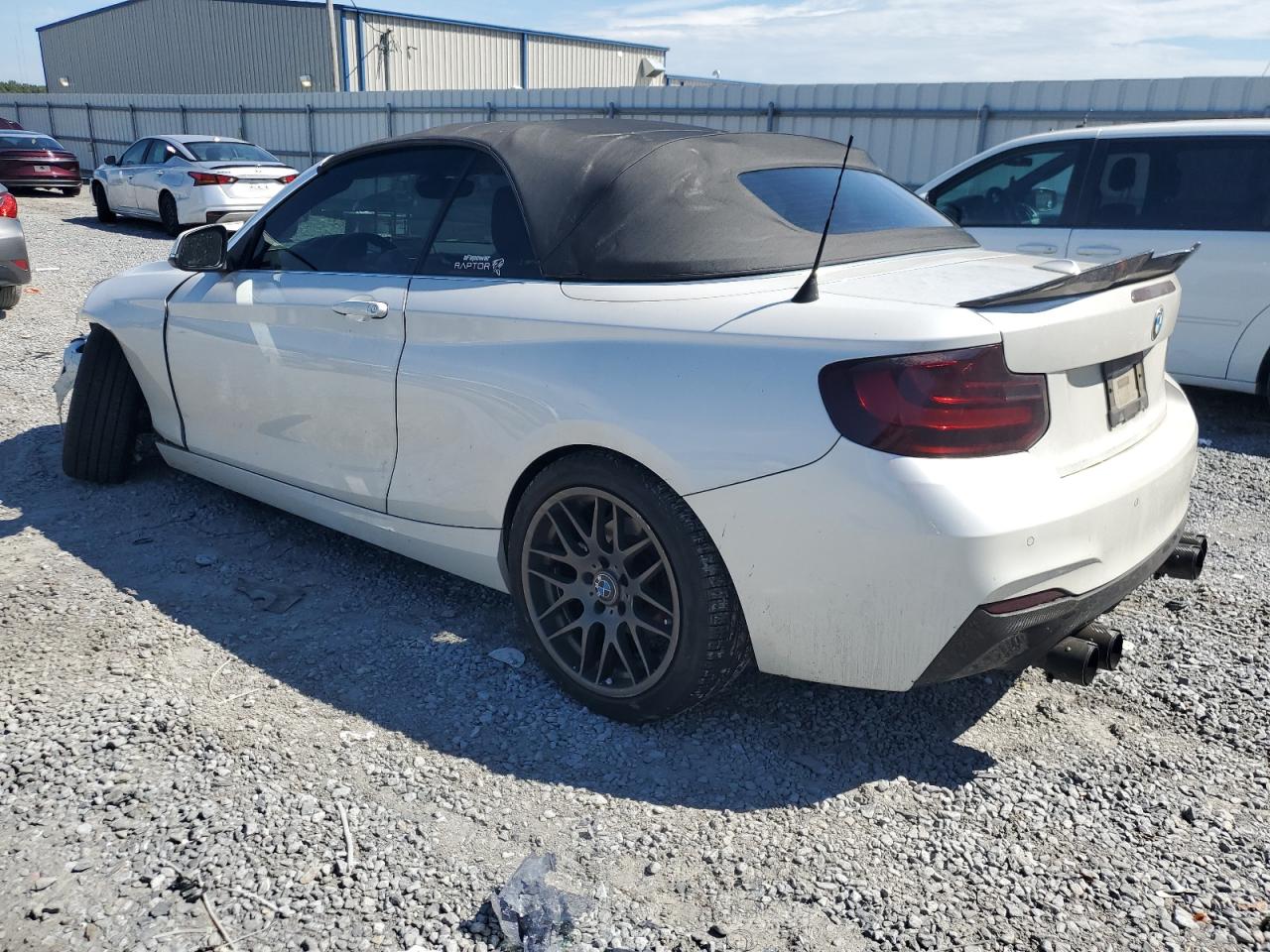 Фото: WBA2K9C50HV647170