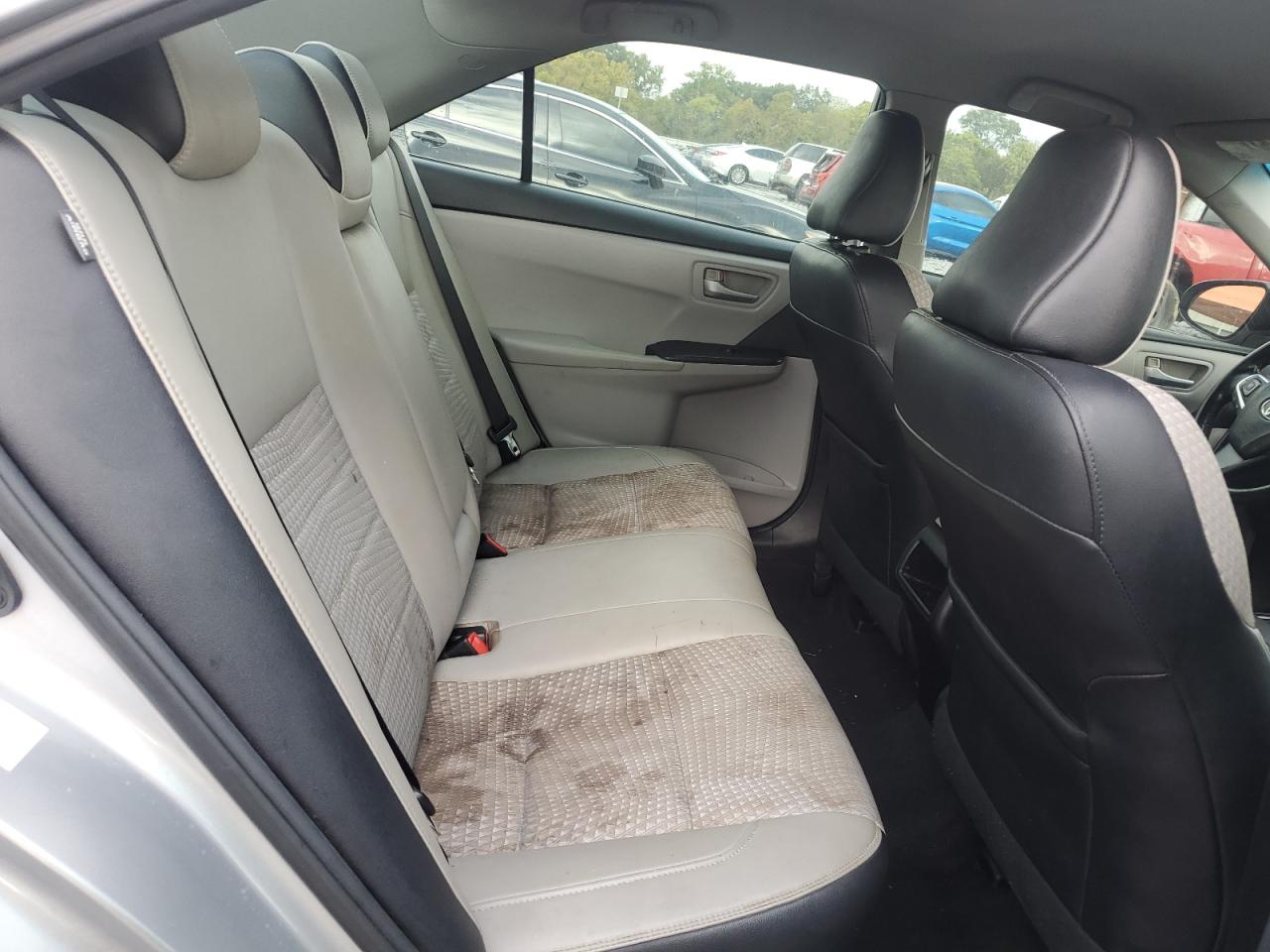 2015 Toyota Camry Le VIN: 4T1BF1FKXFU923265 Lot: 82267035