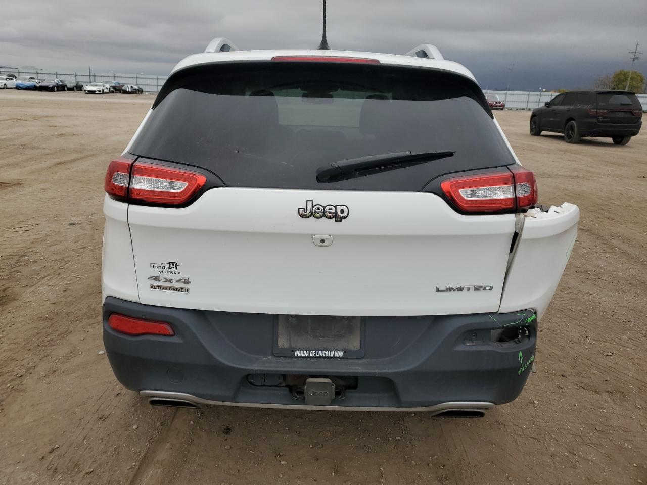 2015 Jeep Cherokee Limited VIN: 1C4PJMDS6FW647216 Lot: 89847215