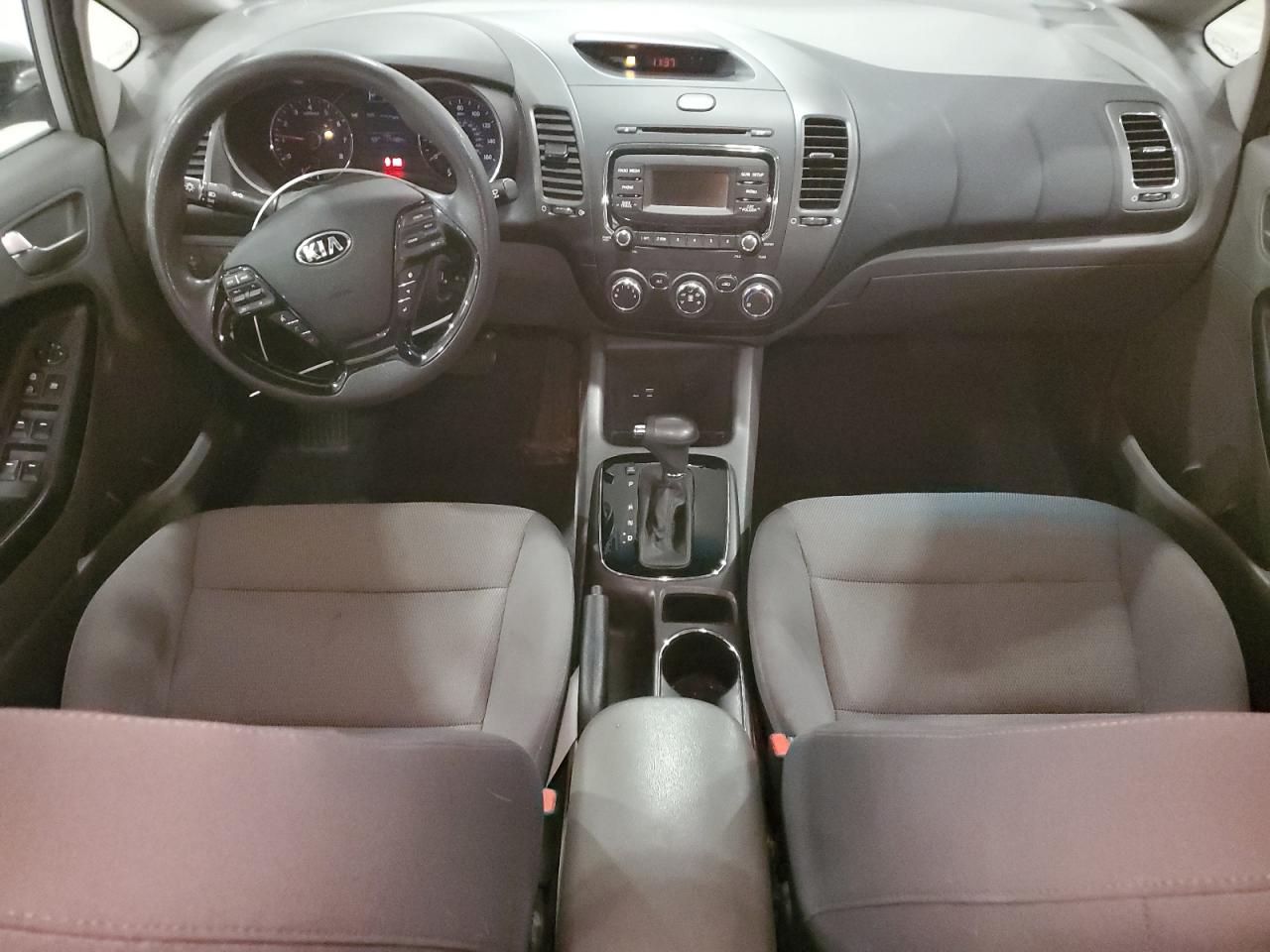 2017 Kia Forte Lx VIN: 3KPFK4A70HE045403 Lot: 82451145